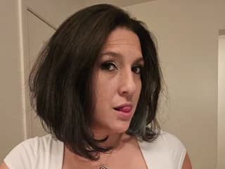 Bi_sexualmilf WebCAM 