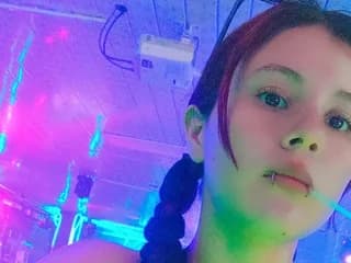 WebCAM of amyynalovercm